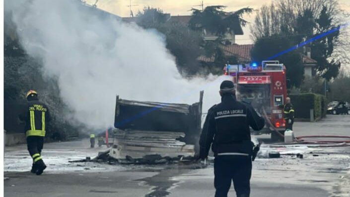 Villasanta incendio camion