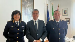 I vice commissari Carmen Principe e Sebastiano Bongiovanni con il questore Marco Odorisio