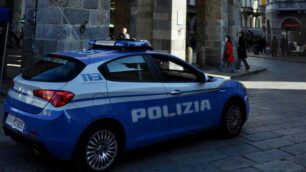 Una volante della polizia di Stato di Monza