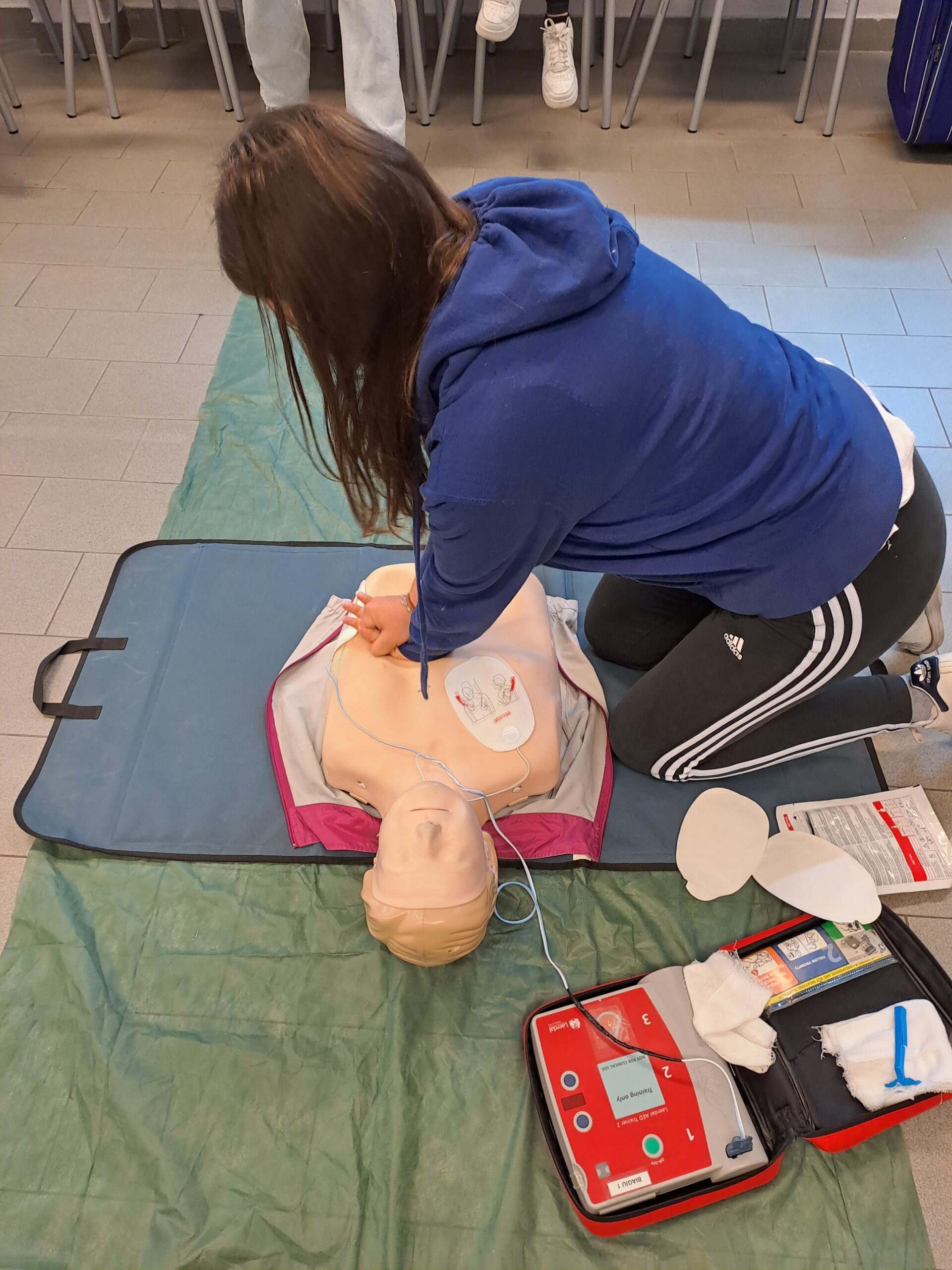 Croce Bianca Giussano e Liceo Parini foto manichino