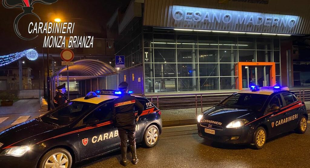 I carabinieri alla stazione di Cesano Maderno