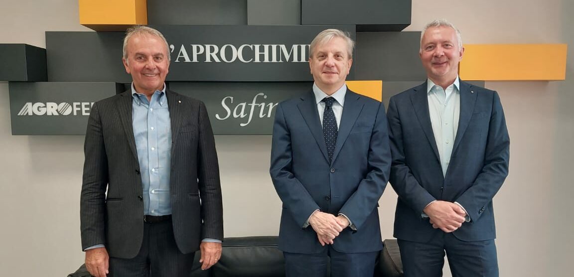 Muggiò Claudio Sadino, Presidente CDA L’Aprochimide; Giovanni Caimi, Presidente Sede di Monza e Brianza di Assolombarda; Marco Sadino, A.D. de L’Aprochimide