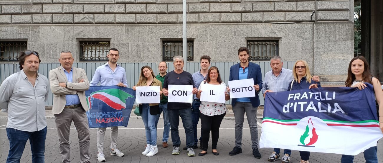 Monza, protesta fdi contro il sindaco Pilotto che ha cancellato i fuochi per San Giovanni