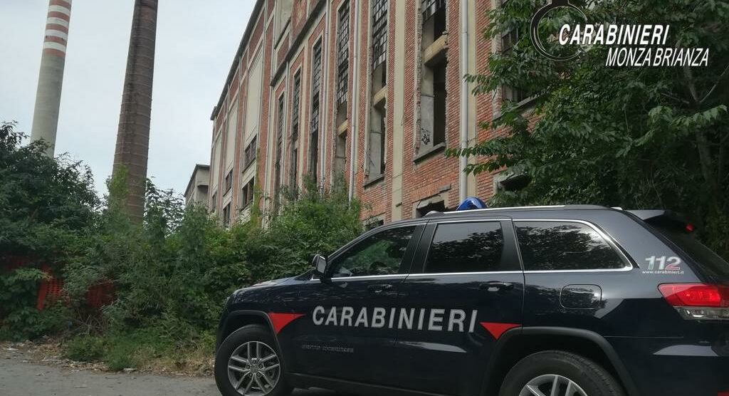 I carabinieri all'ex Snia di Varedo