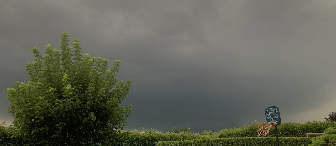 Meteo Brianza la perturbazione in arrivo da Ovest sul Vimercatese