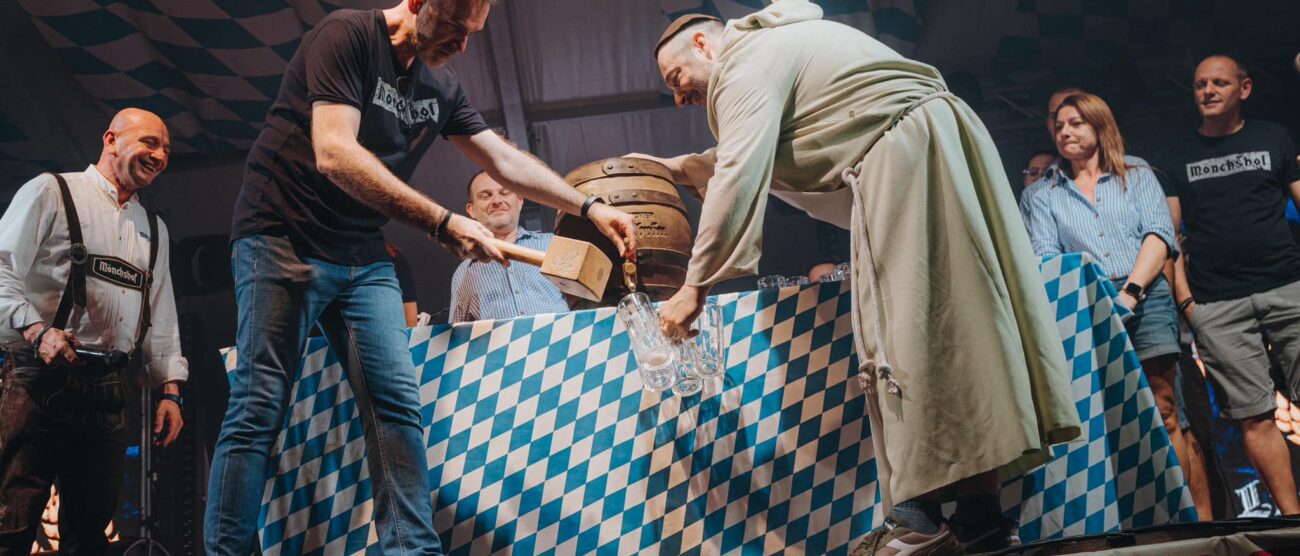 Misinto Bierfest botte spillata