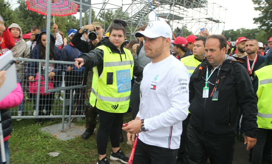 Lavorare al Gp d'Italia - foto d'archivio