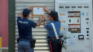 Vimercate bar chiuso polizia