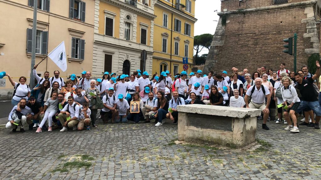 Lesmo Comunità Pastorale e Lega Filo d'Oro a Roma Papa Francesco