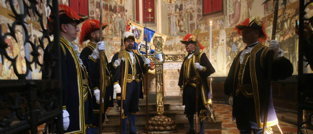 Solennità del Santo chiodo a Monza e cambio alla guida degli alabardieri del duomo