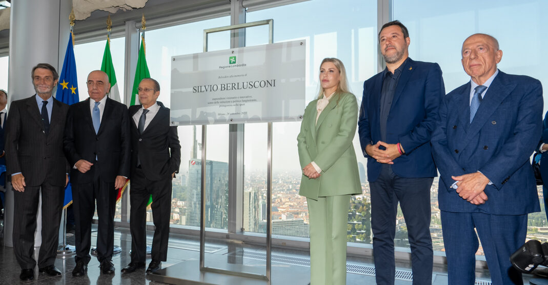 Regione Lombardia intitolazione Belvedere a Silvio Berlusconi
