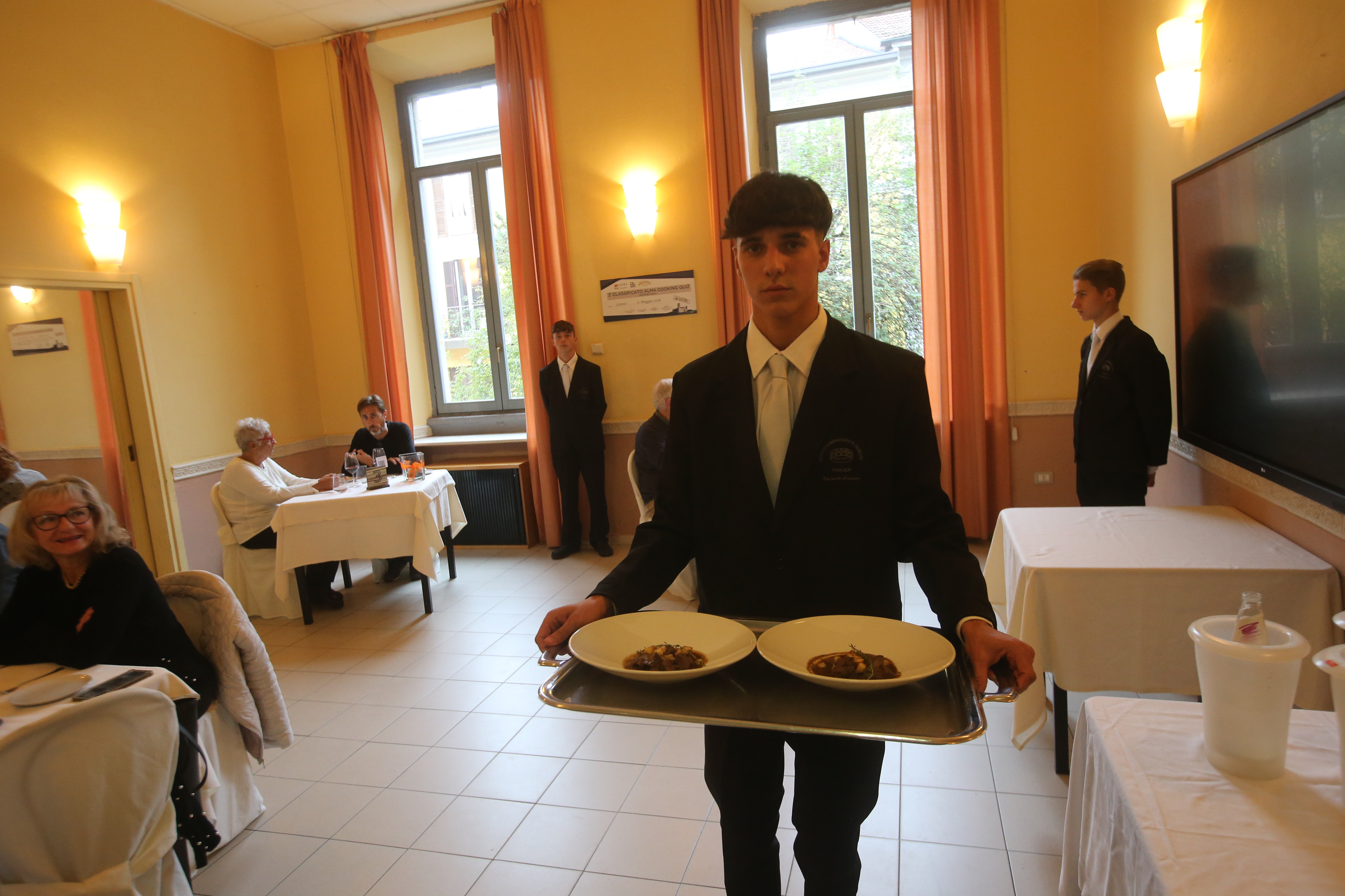 Monza ristorante didattico Olivettando scuola Olivetti