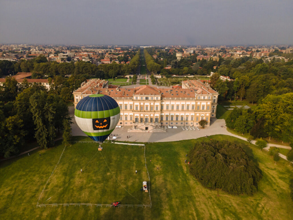 Mongolfiere e Reggia di Monza © Cristina Risciglione