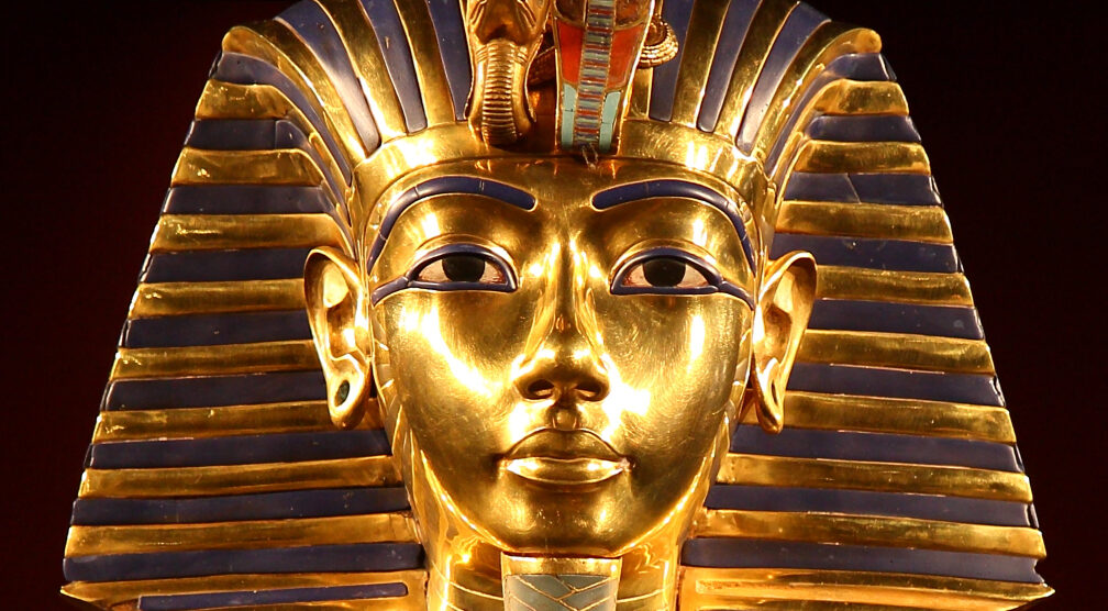Maschera funeraria di Tutankhamon conservata al Museo egizio del Cairo