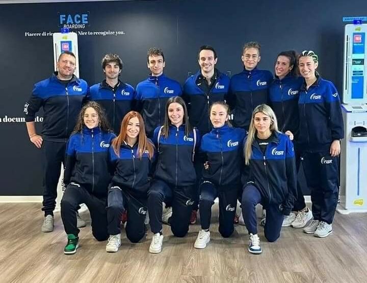Squadra azzurra free style: Francesca Brivio è la prima da sinistra in ginocchio
