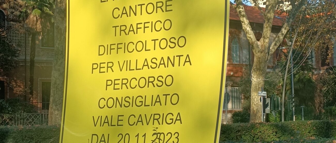 Monza cantiere in via Cantore cartelli di avviso