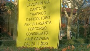 Monza cantiere in via Cantore cartelli di avviso