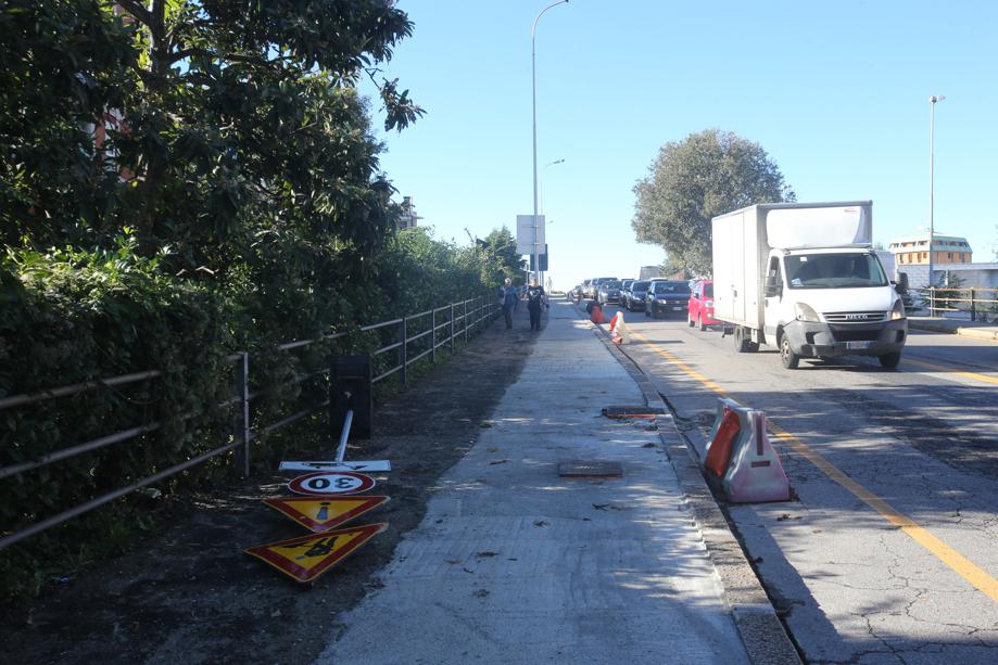 Monza lavori ciclabile Aquileia