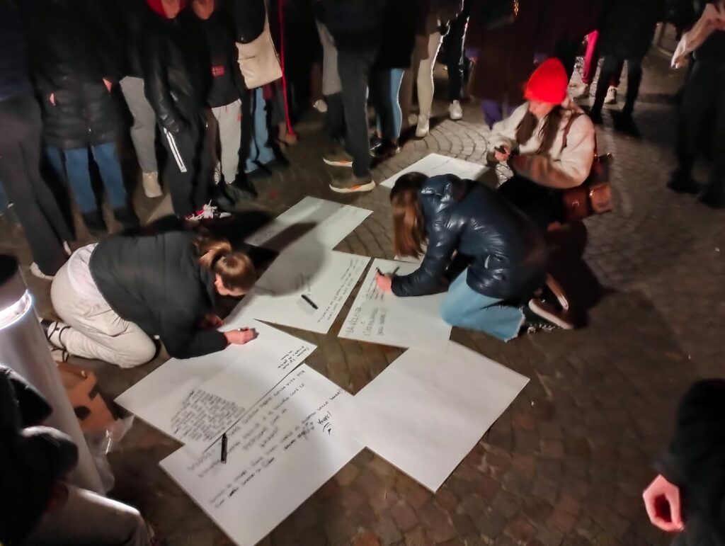 Barlassina manifestazione per Giulia Cecchettin, uccisa a 22 anni dall'ex fidanzato