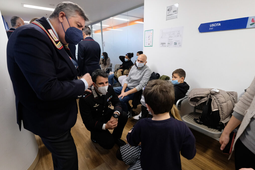 Monza i carabinieri al Comitato Verga