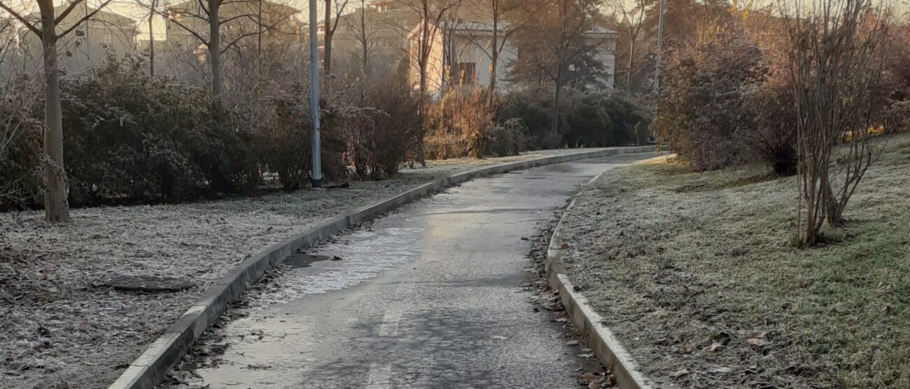 La ciclabile ghiacciata di Monza