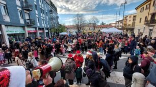 Nova, festa di Natale a scuola