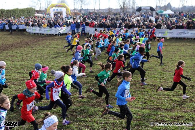 Cross per tutti Canegrate partenzagara giovanile foto_Roberto_Mandelli/Fidal Milano