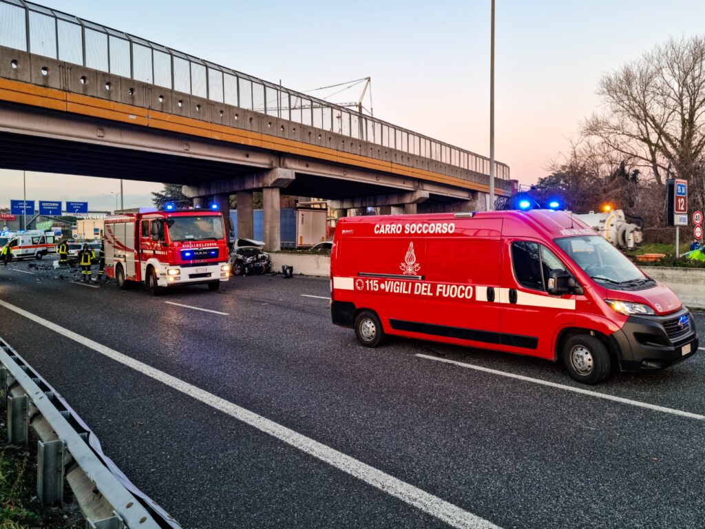 Incidente SS36 Verano Brianza direzione Milano