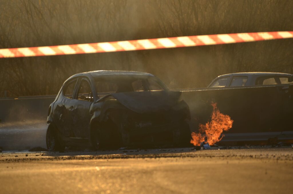 Incidente Statale 36 auto in fiamme