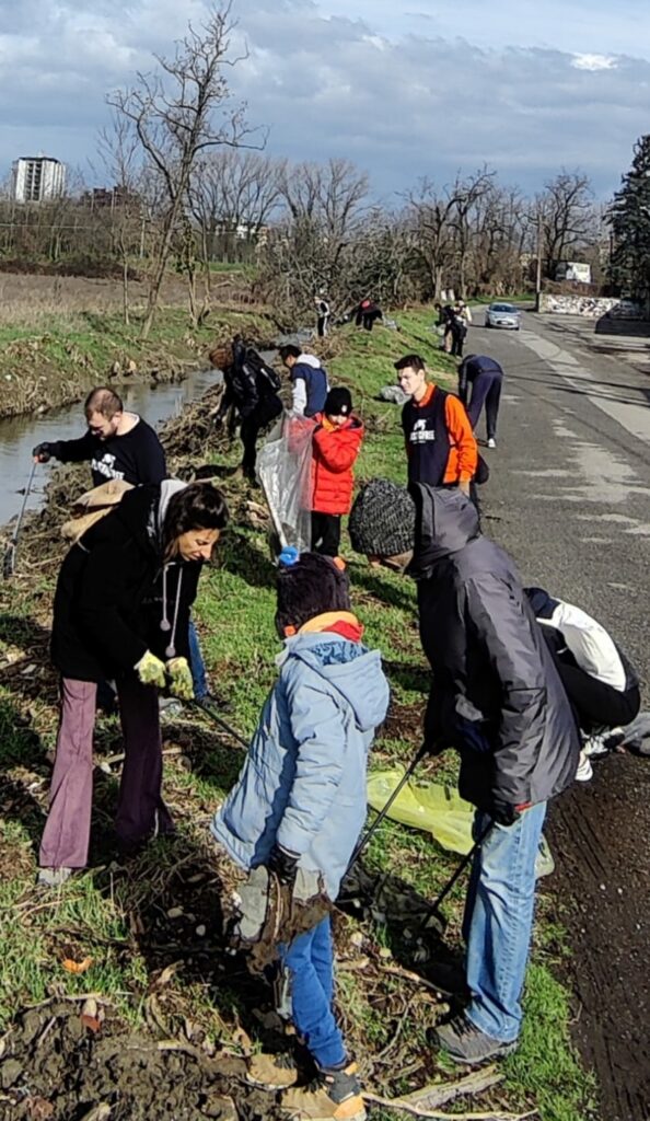 Monza Plastic free CleanUp raccolta rifiuti abbandonati