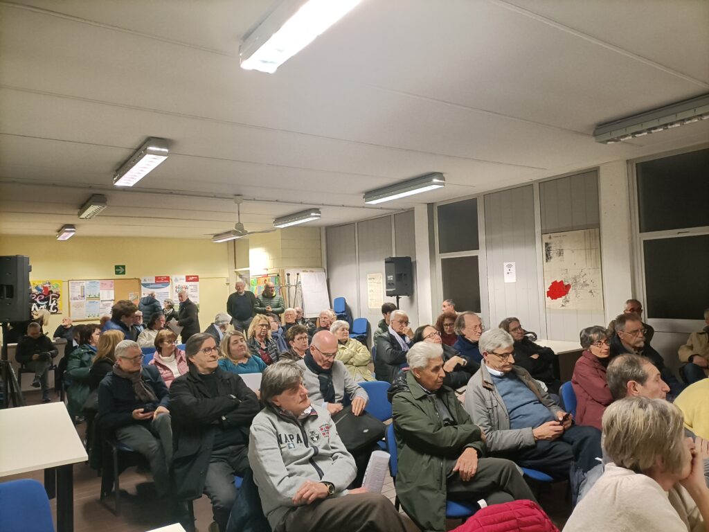 Monza sindaco Pilotto tour nel quartiere San Fruttuoso assemblea pubblica centro civico