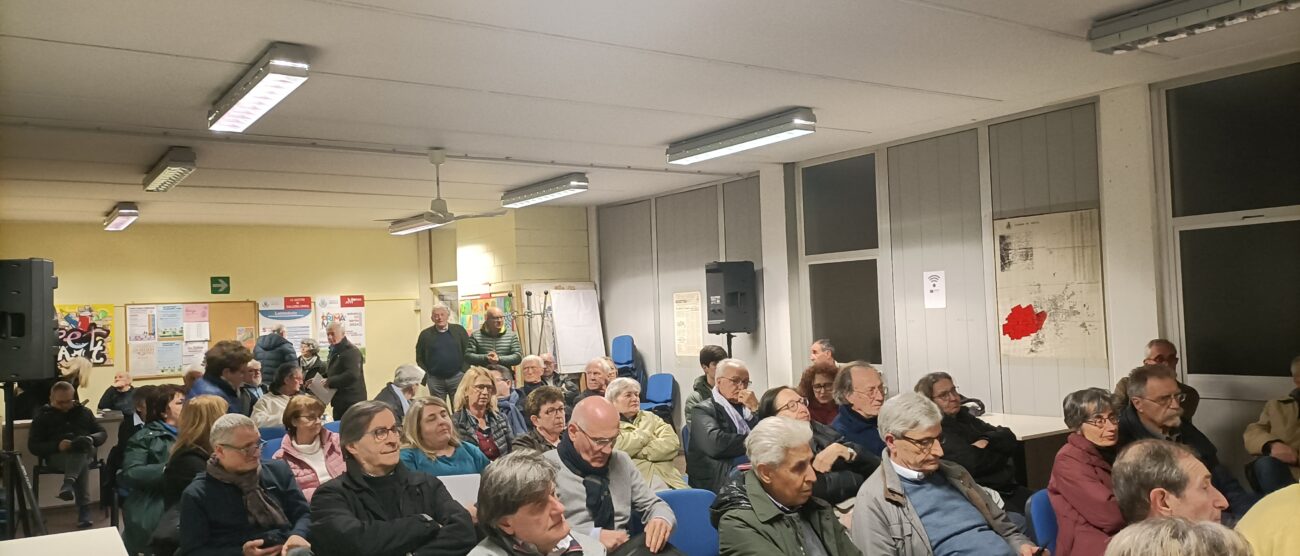 Monza sindaco Pilotto tour nel quartiere San Fruttuoso assemblea pubblica centro civico