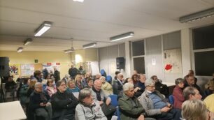 Monza sindaco Pilotto tour nel quartiere San Fruttuoso assemblea pubblica centro civico