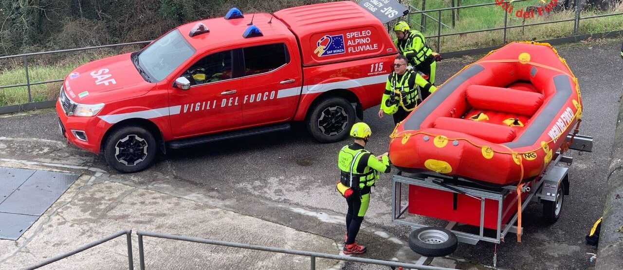 I vigili del fuoco a Cornate d'Adda