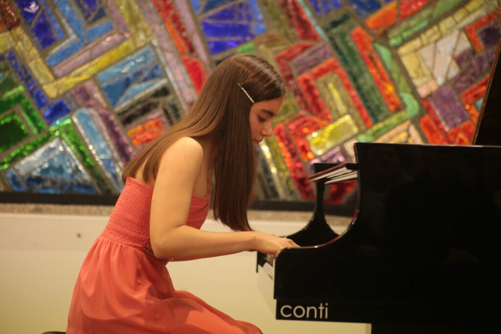 Giussano Emma Guercio vincitrice concorso strumentistico Città di Giussano