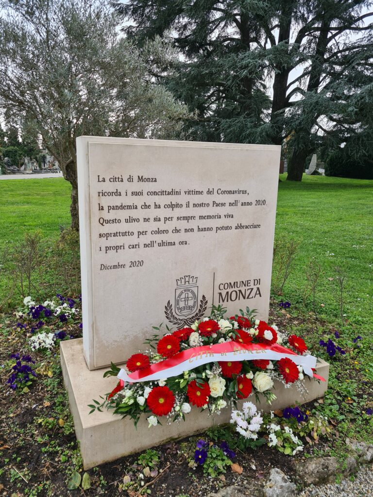 Monza ricordo vittime del Covid-19