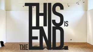 L'immagine guida della mostra "This is the end"