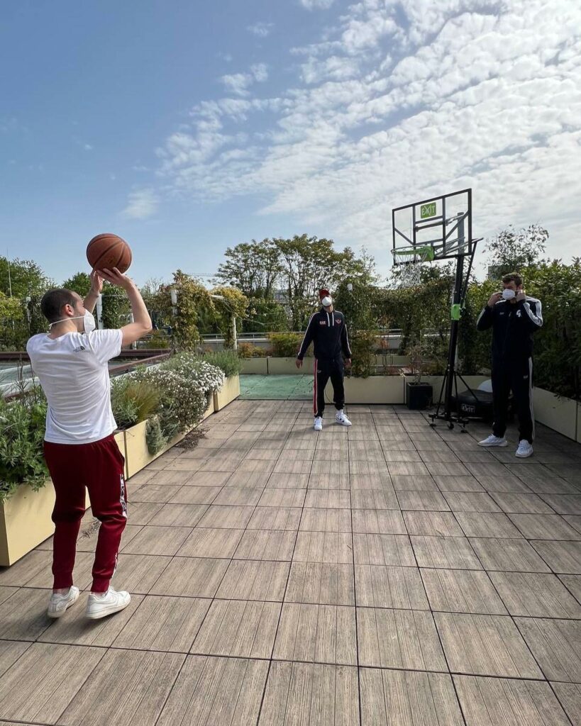 Comitato Maria Letizia Verga Olimpia MIlano Nicolò Melli e Shavon Shields a Monza - foto Comitato Verga su Facebook