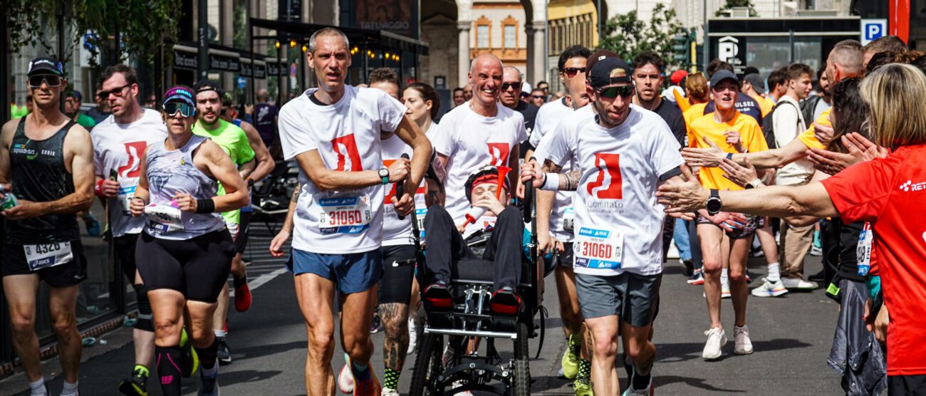 Comitato ML Verga Monza Mi Marathon Giacomo taglia il traguardo