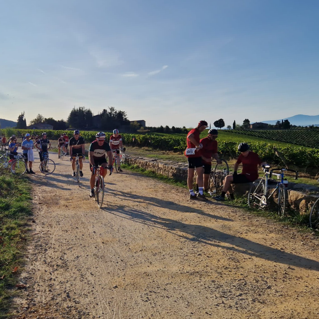 Il team Renord si prepara all'Eroica di Gaiole in Chianti