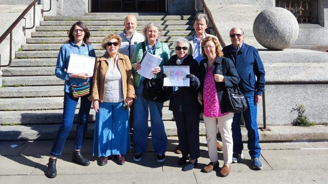 Monza firme in Comune per farmacia Casignolo