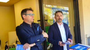 Usmate Velate Stefano Vimercati (a destra) con l'europarlamentare Cioccia