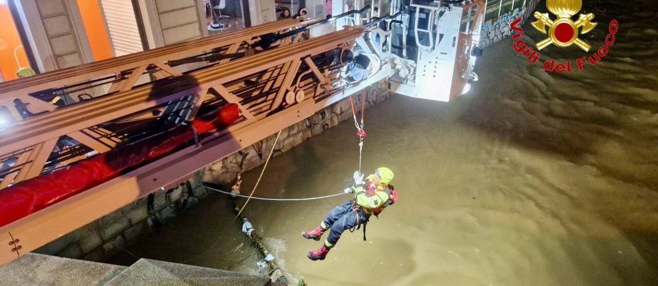 Allerta meteo vigili del fuoco Monza Lambro ponte dei Leoni
