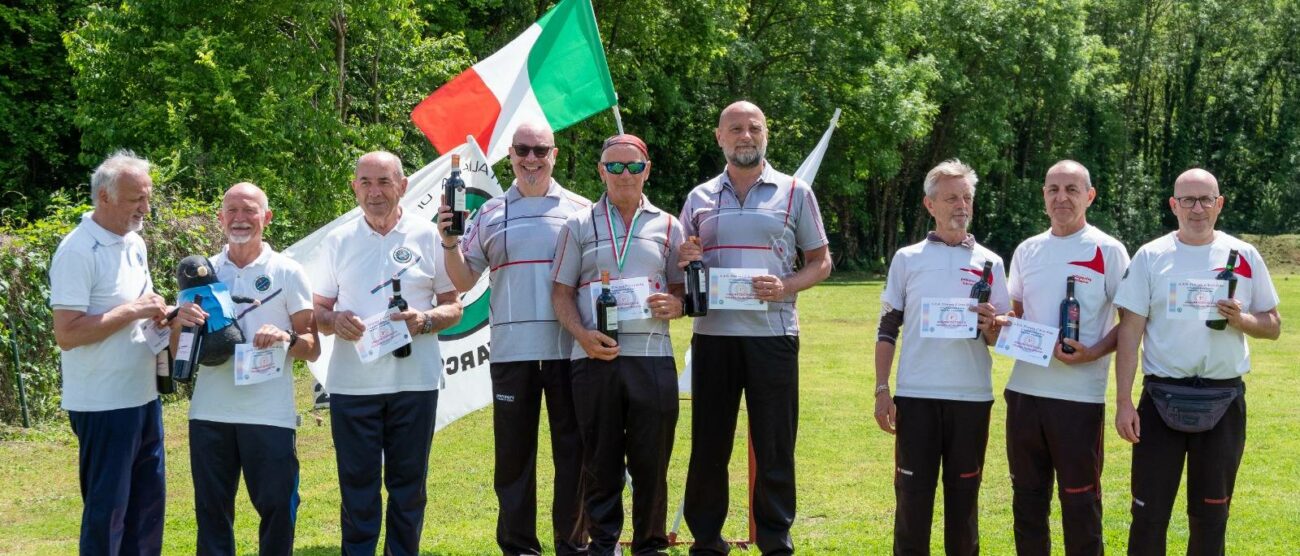 Tiro con l'arco squadra Comp.di Monza e B.za sul primo gradino a Erba 2024