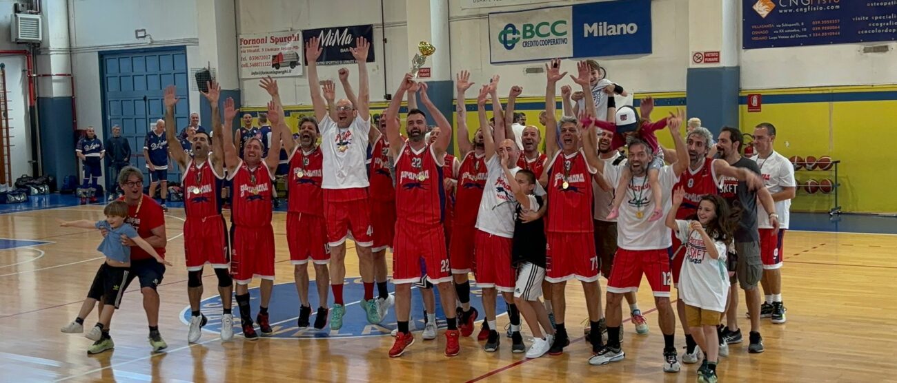 Il trionfo della Gerardiana basket Over 40 di Monza