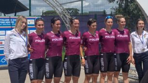 Seregno ciclismo Arzuffi prima da sinistra Confalonieri quarta da sinistra