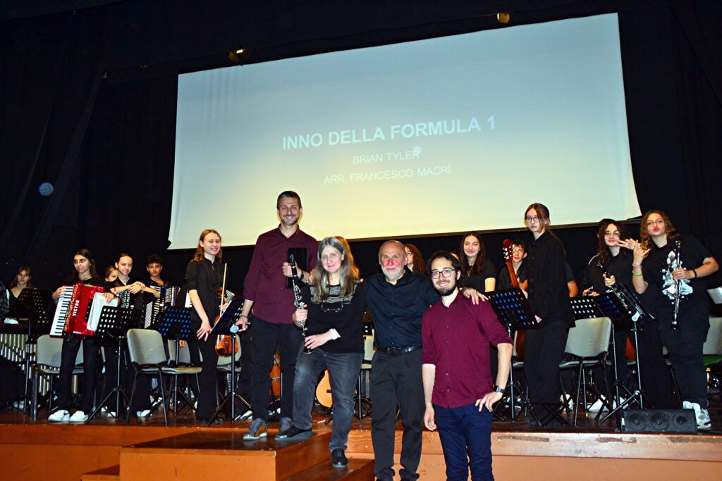 Lissone scuole media Croce concerto
