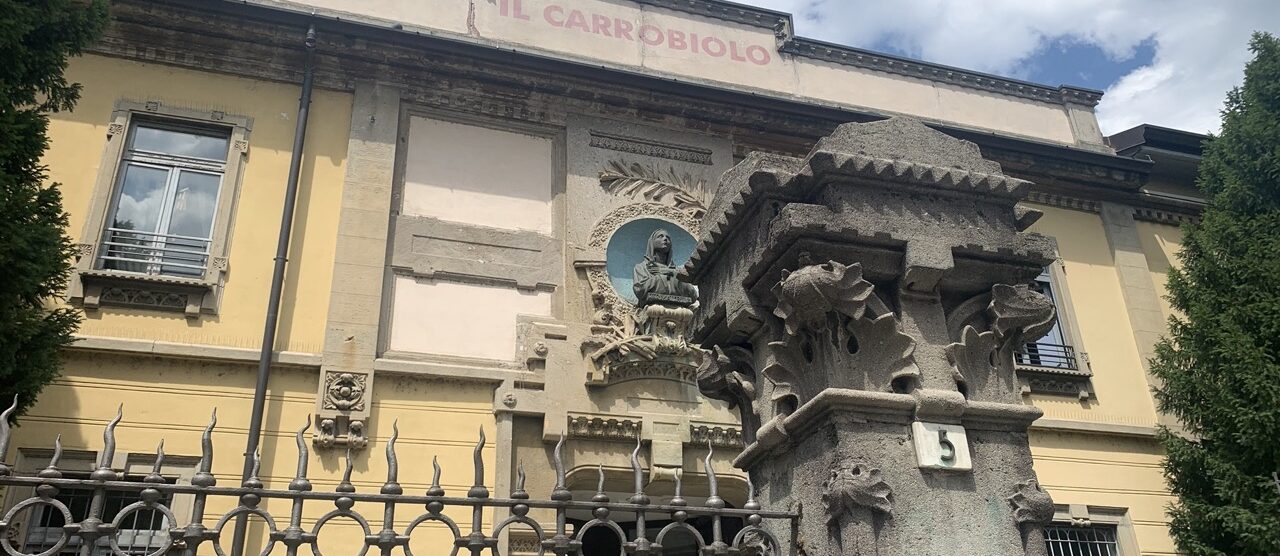 Monza vicolo scuole numero 5 Carrobiolo