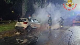 Sovico incendio auto