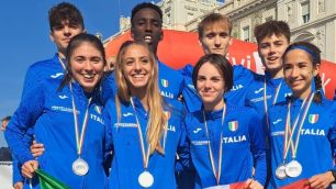 Atletica Azzurri aTrieste Aurora Bado prima a sx in basso Foto Fidal